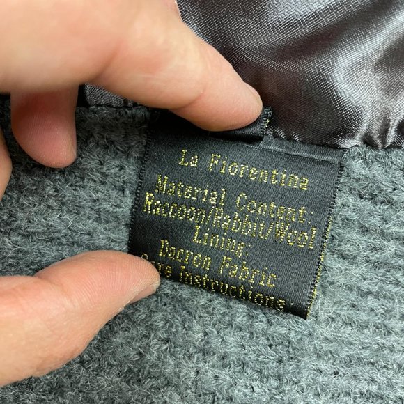 Racoon & Rabbit Fur Vest - Picture 2 of 7